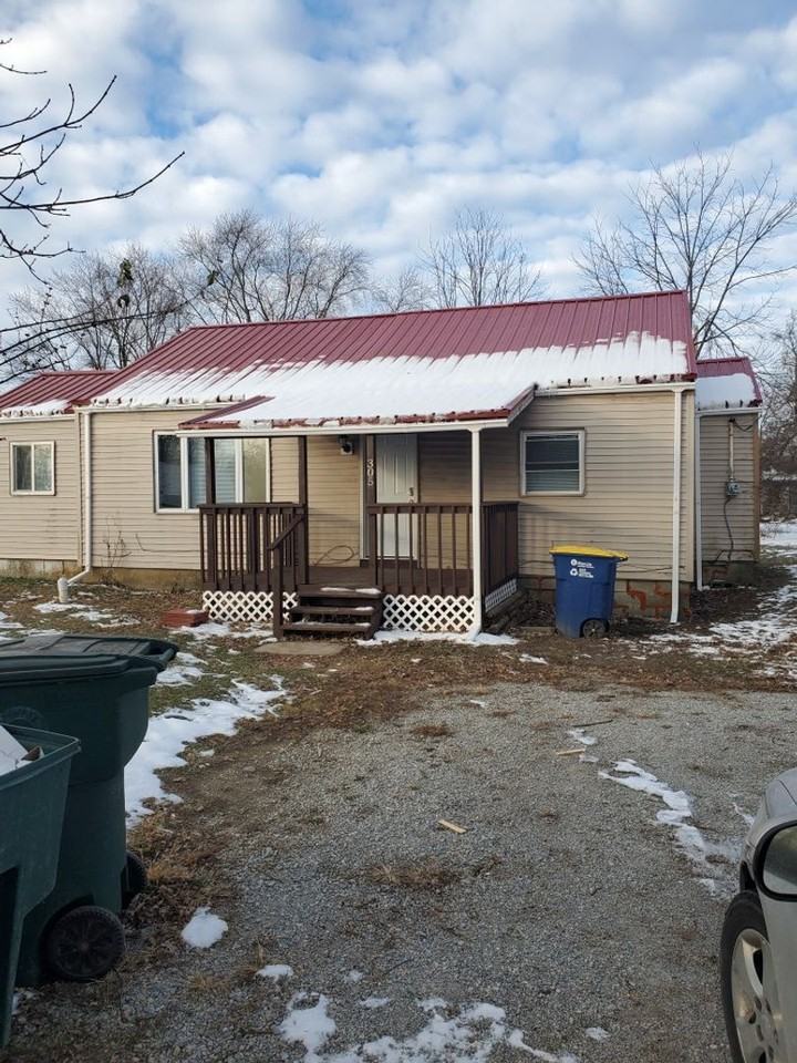 305 North Biltmore Avenue - Photo 2 of 14