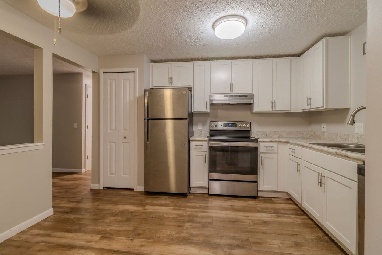 The Tides- 2 Units Available - Photo 4 of 21