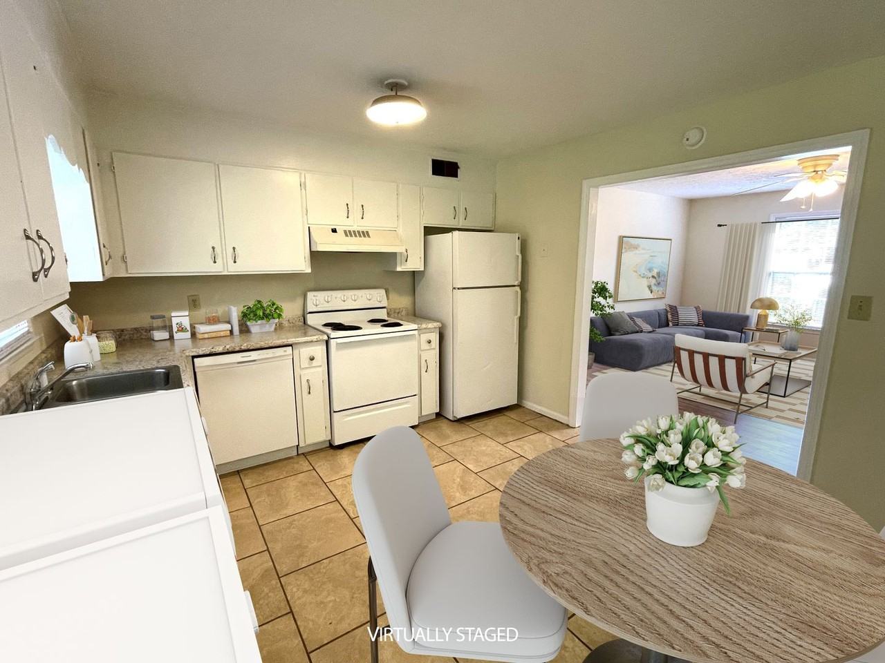 BARRINGTON PL - 160 - Photo 6 of 10