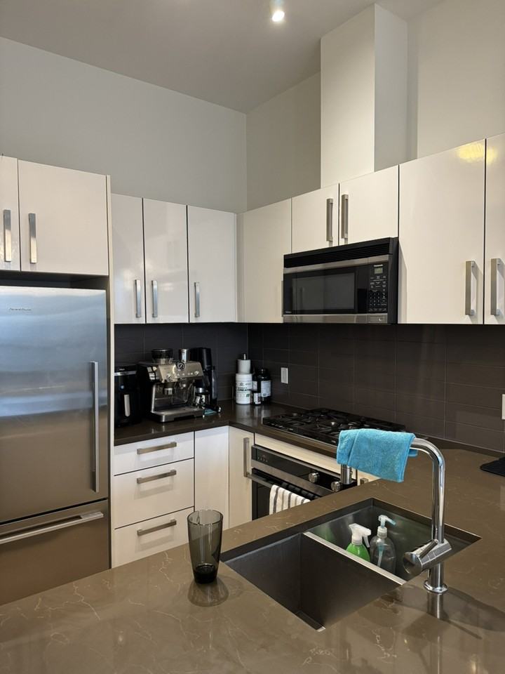 105 Second St W - Photo 4 of 10