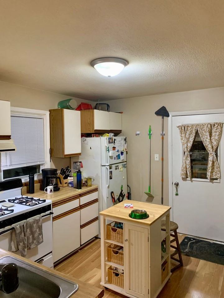714 S State St - Photo 6 of 16