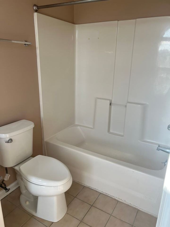 9750 Leyland Drive - Photo 3 of 22