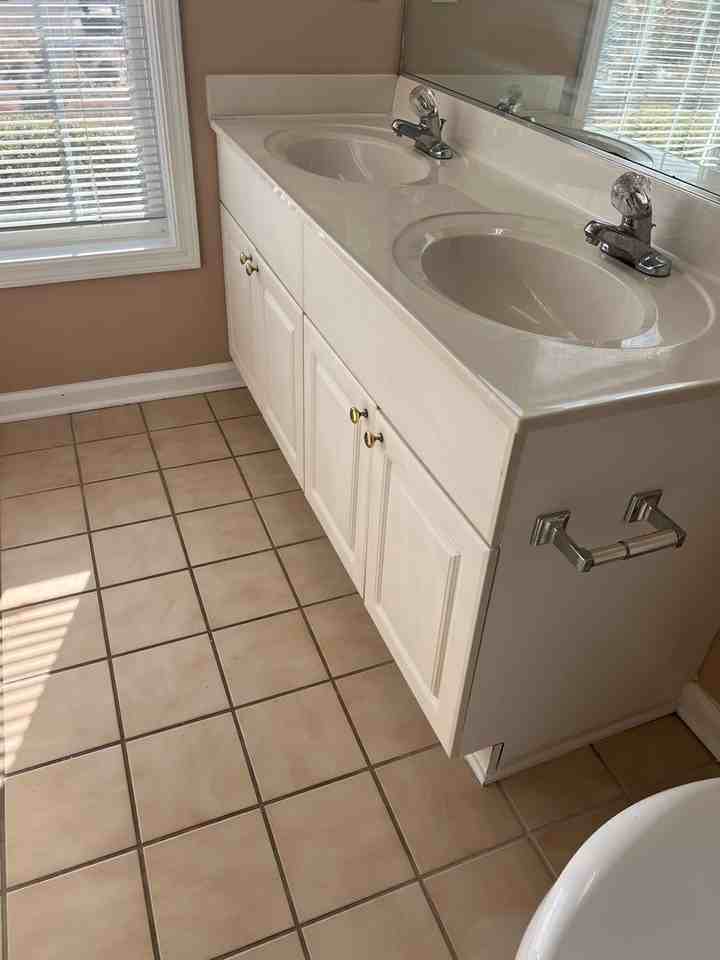 9750 Leyland Drive - Photo 4 of 22