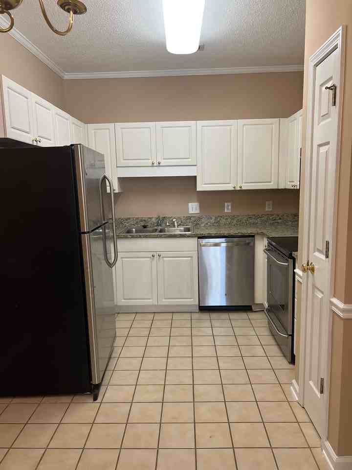 9750 Leyland Drive - Photo 7 of 22