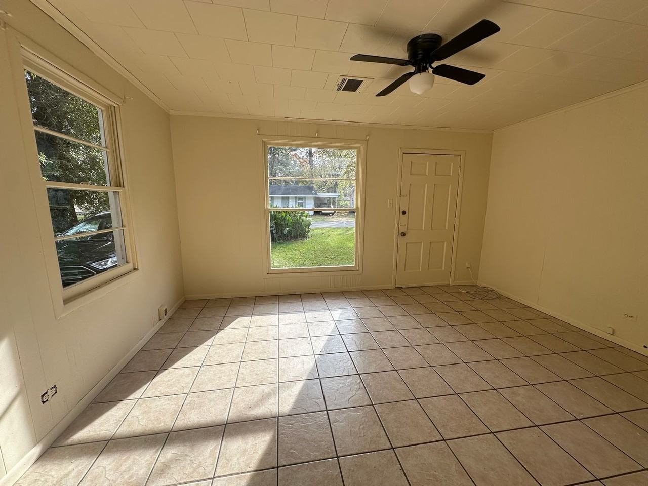 606 Wilmuth Street - Photo 2 of 9