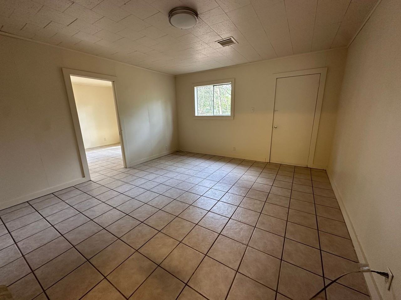 606 Wilmuth Street - Photo 7 of 9