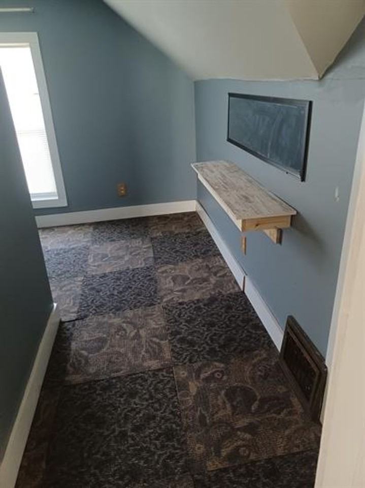 338 Hattie Street - Photo 2 of 15