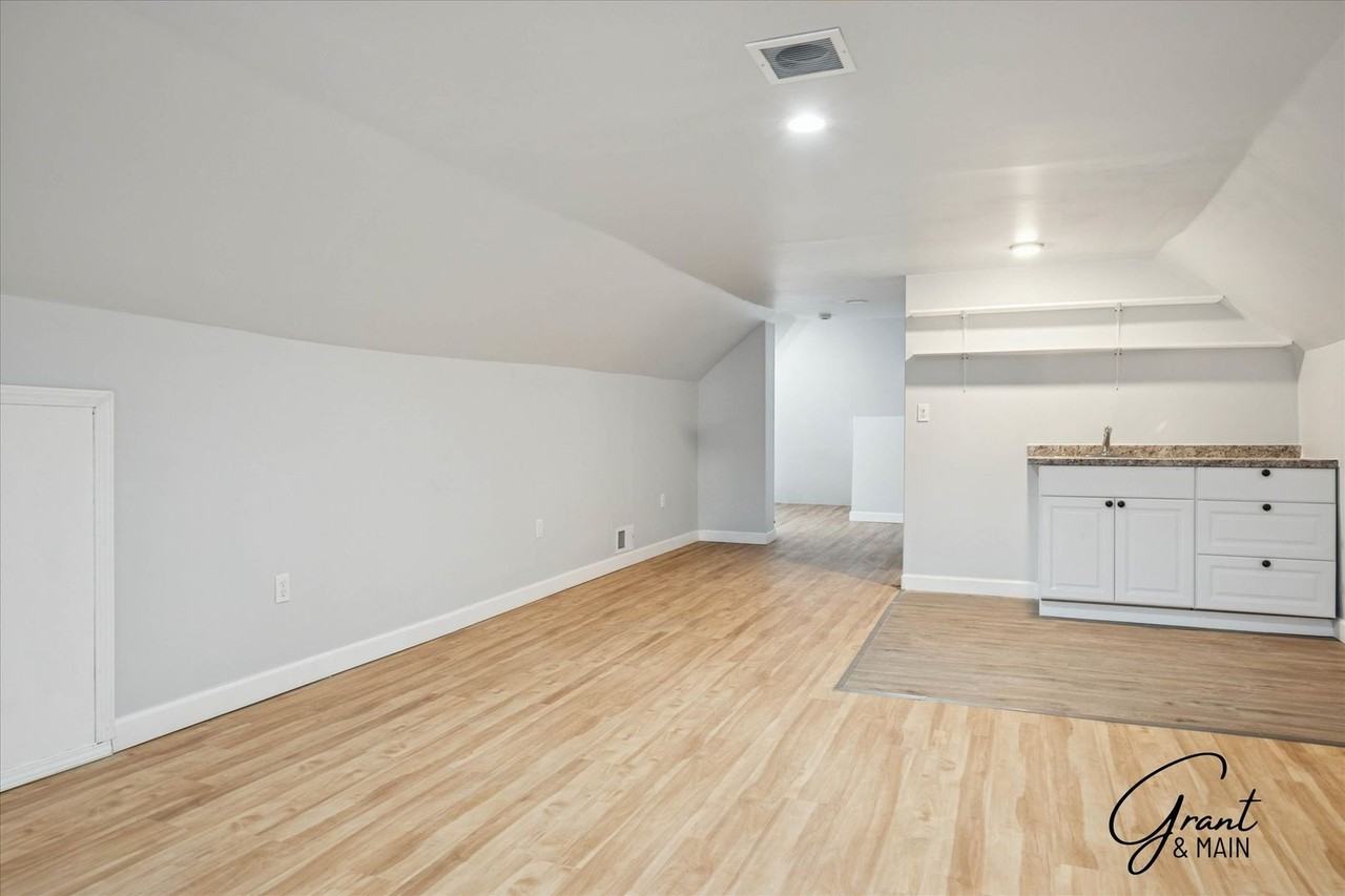 1613 Virginia Park Street - Photo 6 of 15