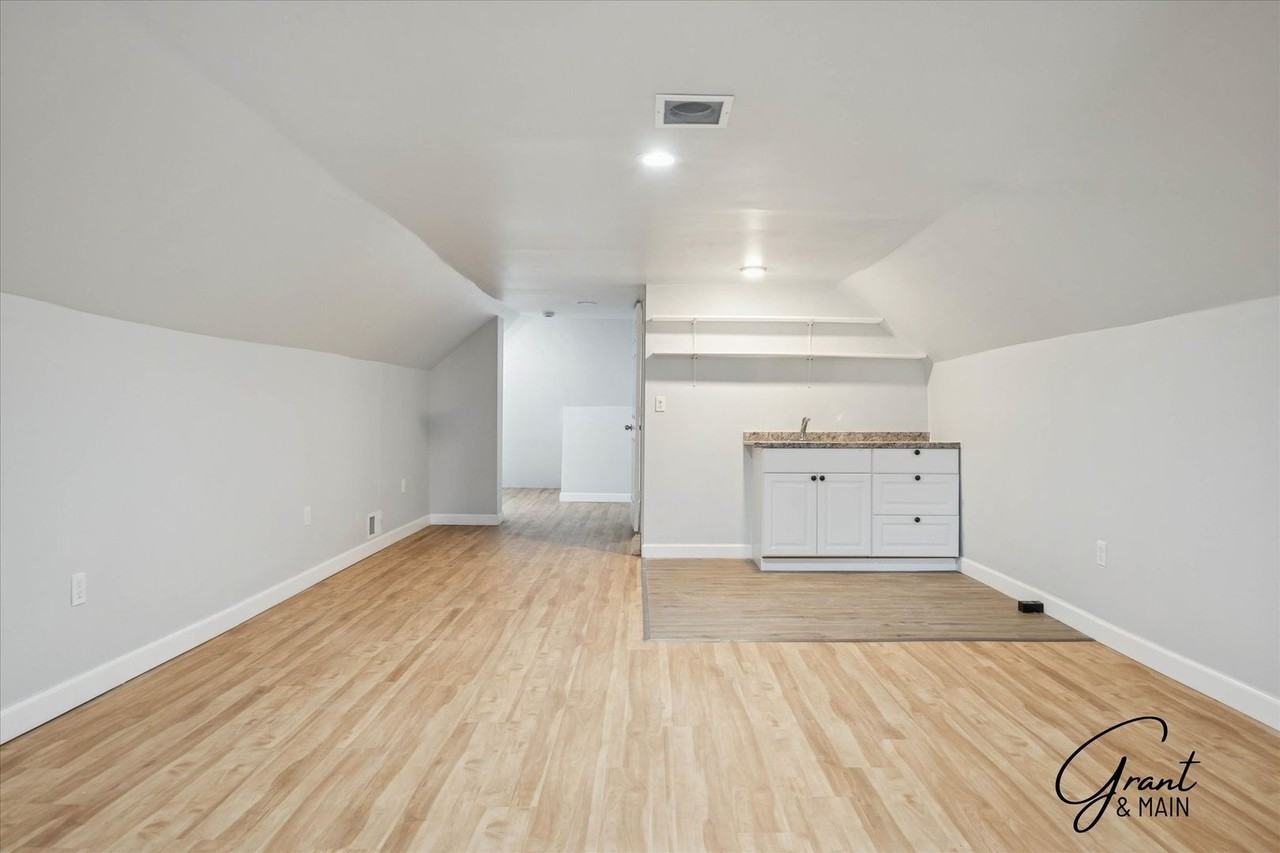 1613 Virginia Park Street - Photo 7 of 15