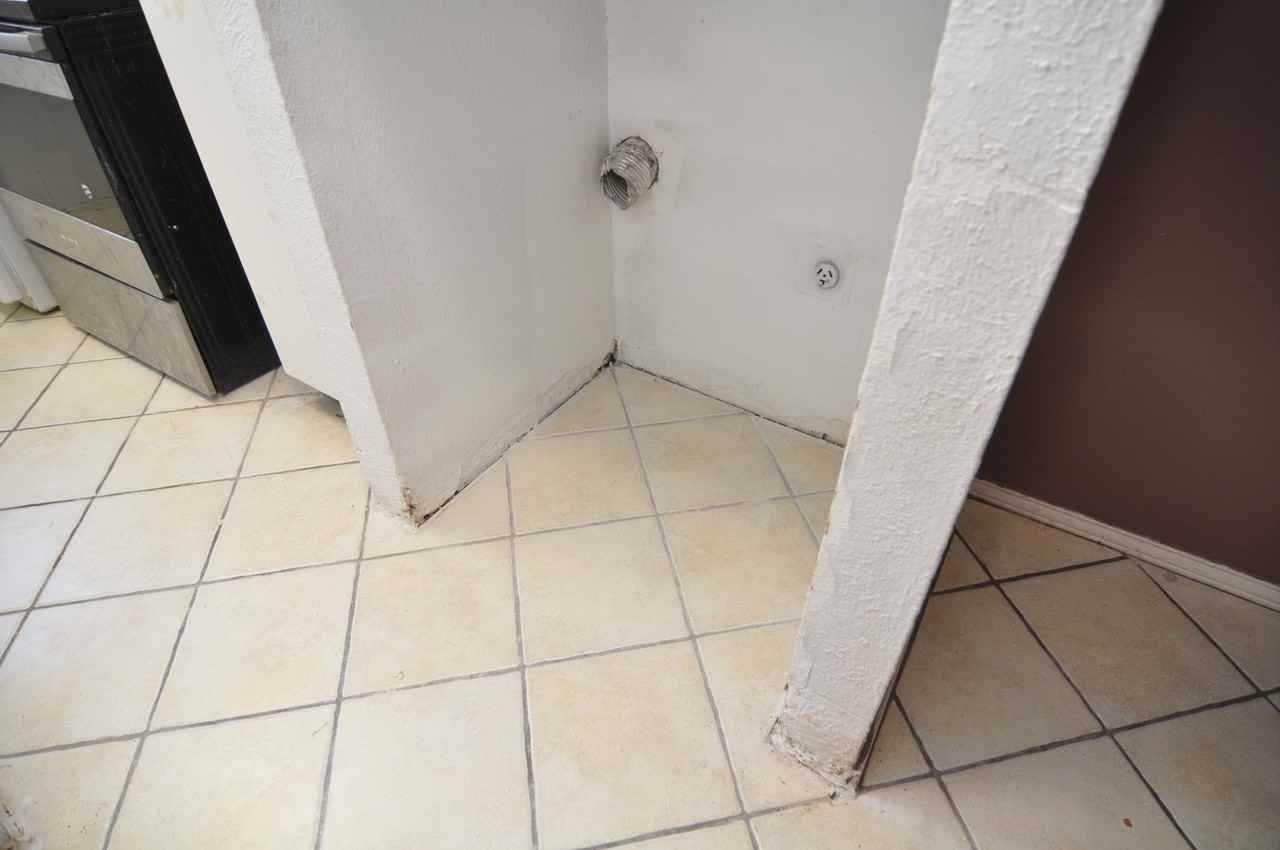 602 Bellaire Drive #B - Photo 7 of 15