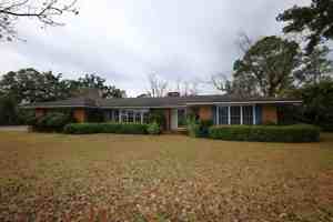 featured image of 2524 Jerry Jones Drive