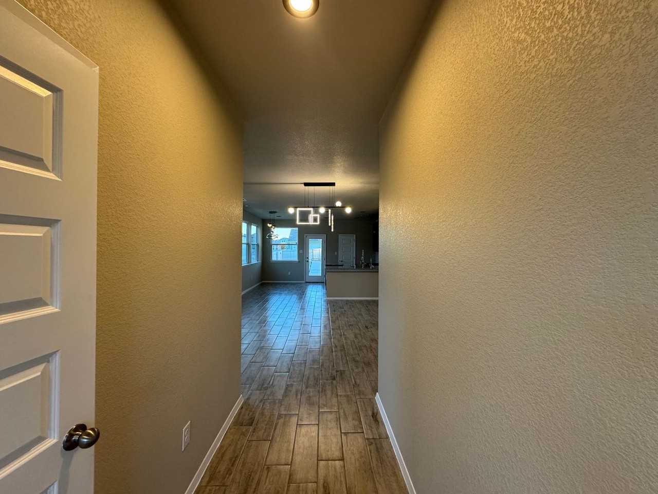 189 Fabion Street - Photo 7 of 33