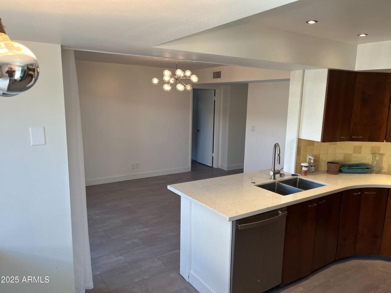 3713 E Glenrosa Ave - Photo 4 of 30