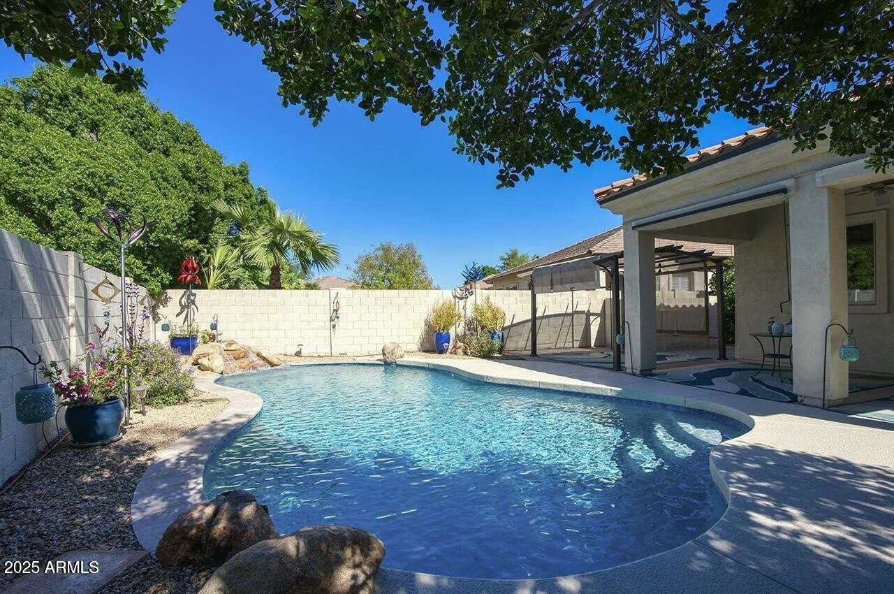 7726 South El Camino Drive - Photo 3 of 17