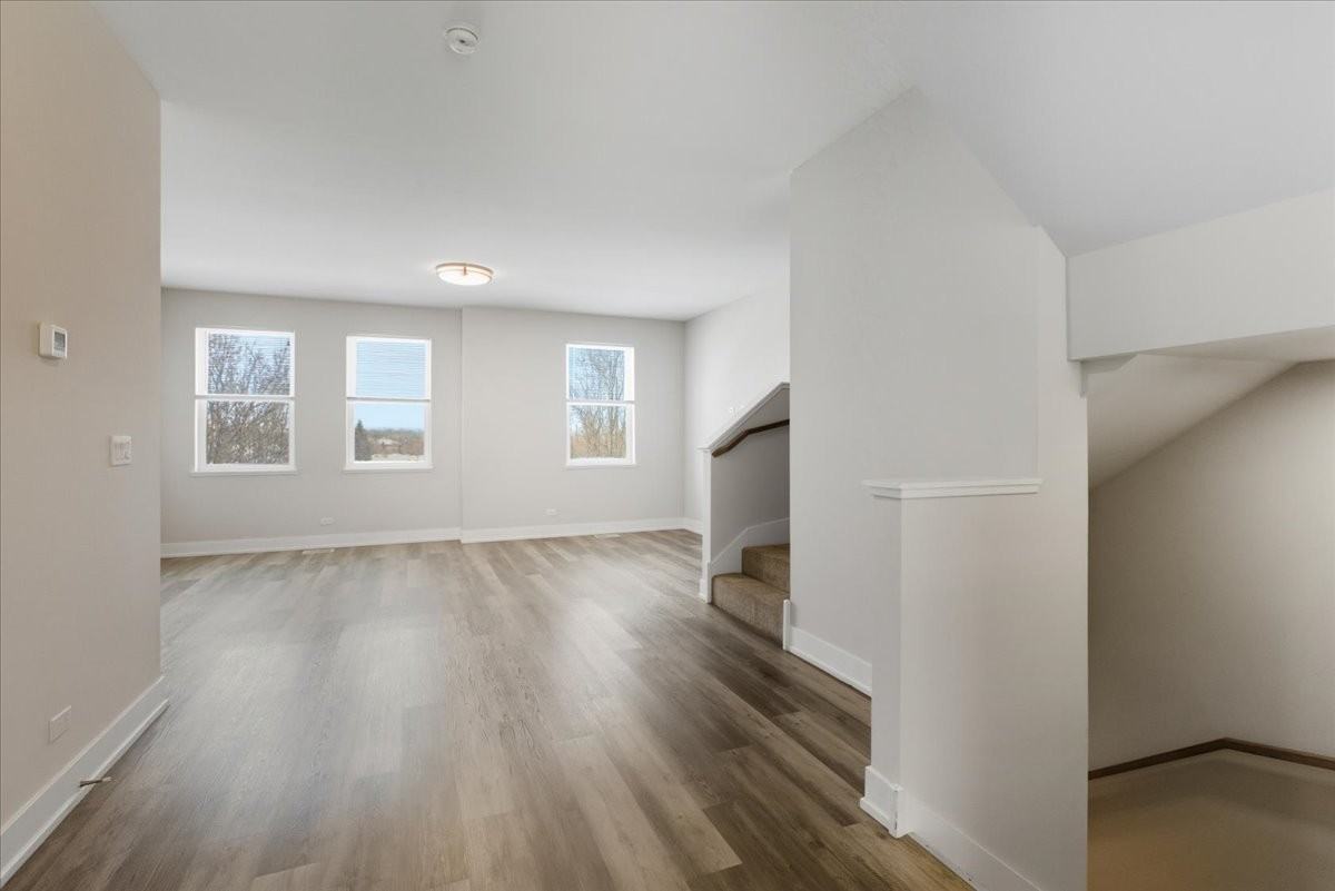 10604 Alice Mae Court - Photo 6 of 24