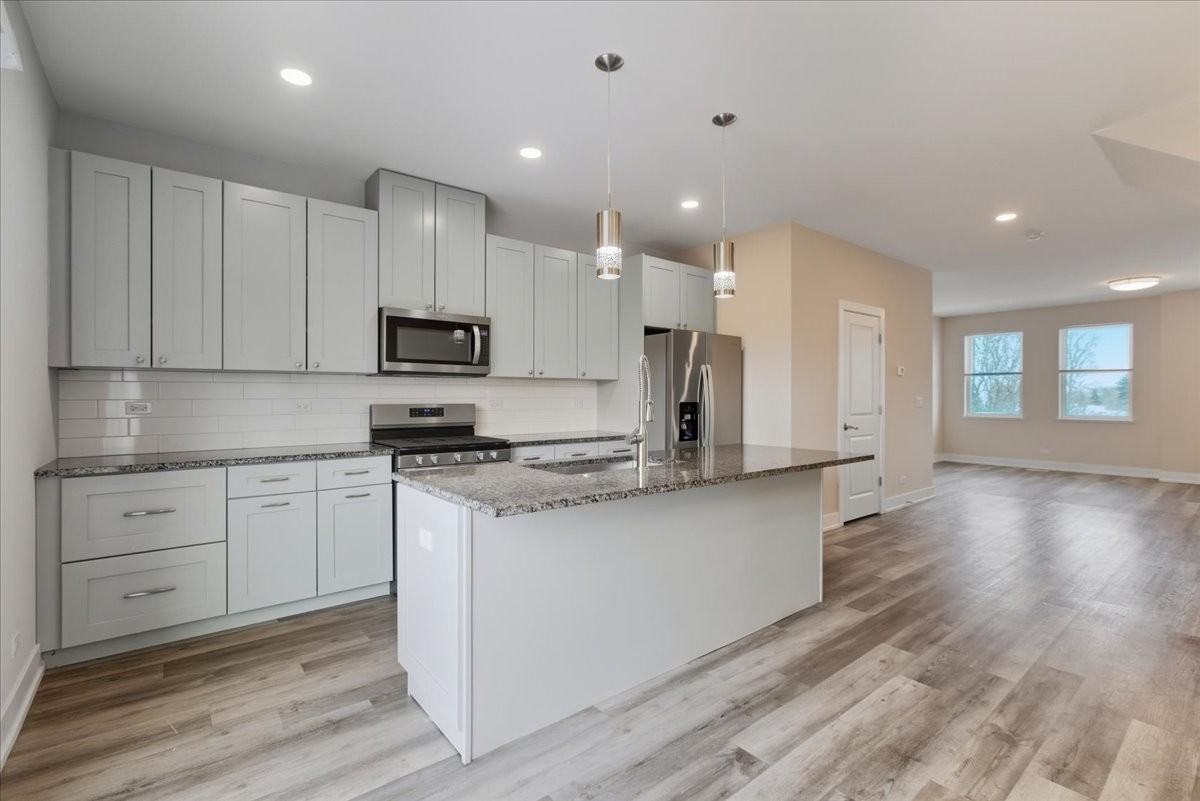 10604 Alice Mae Court - Photo 5 of 24