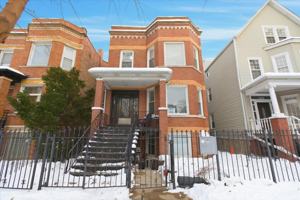featured image of 2441 N Avers Ave #2