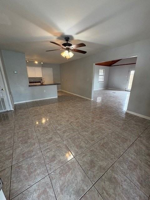 4605 Branscomb Dr - Photo 3 of 10