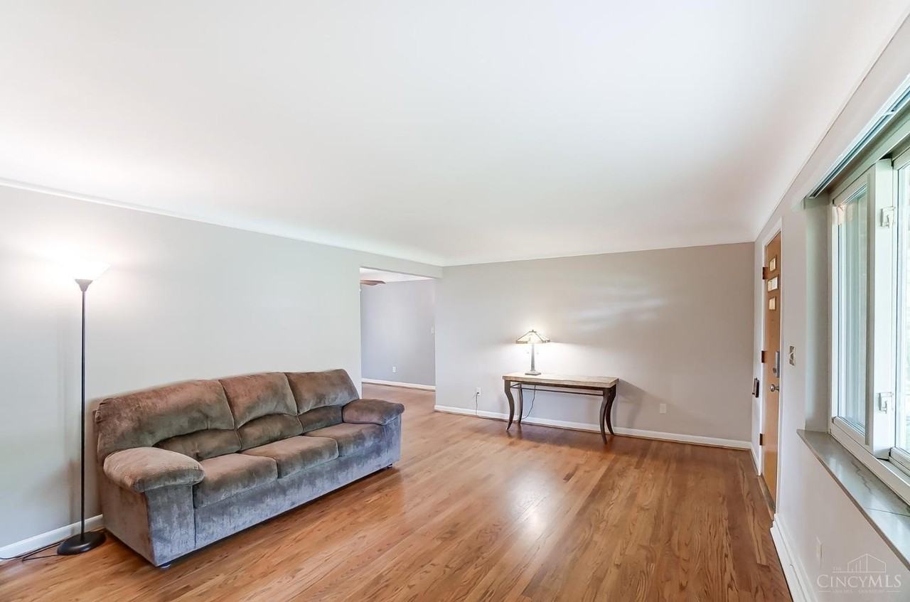 7218 Longfield Dr - Photo 5 of 20