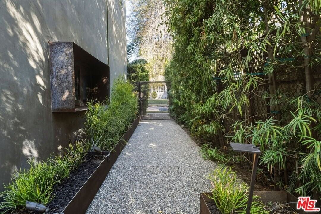 1849 Fox Hills Drive #DOS - Photo 6 of 50