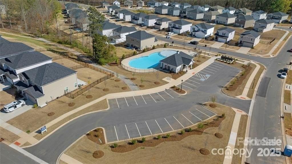 126 Johns Cardinal Dr - Photo 3 of 28