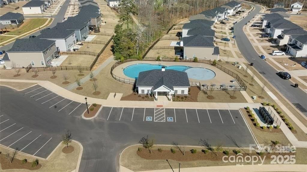 126 Johns Cardinal Dr - Photo 4 of 28