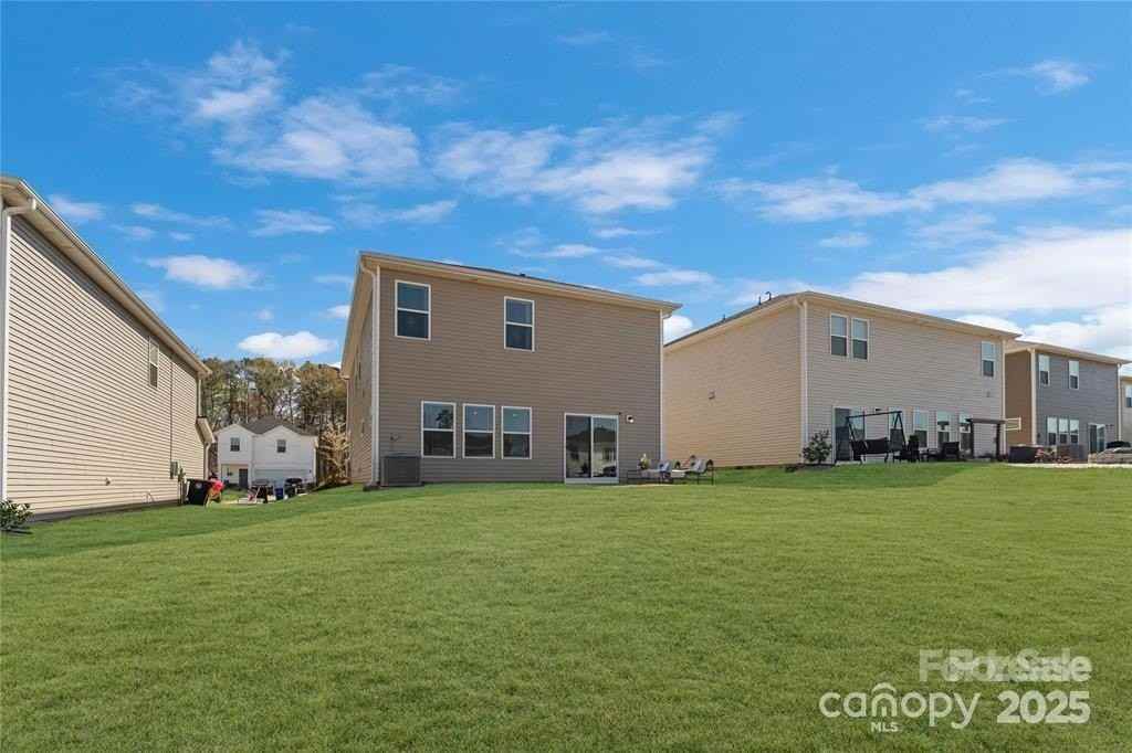 126 Johns Cardinal Dr - Photo 7 of 28