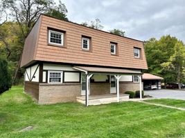 featured image of 406 Southmont Boulevard