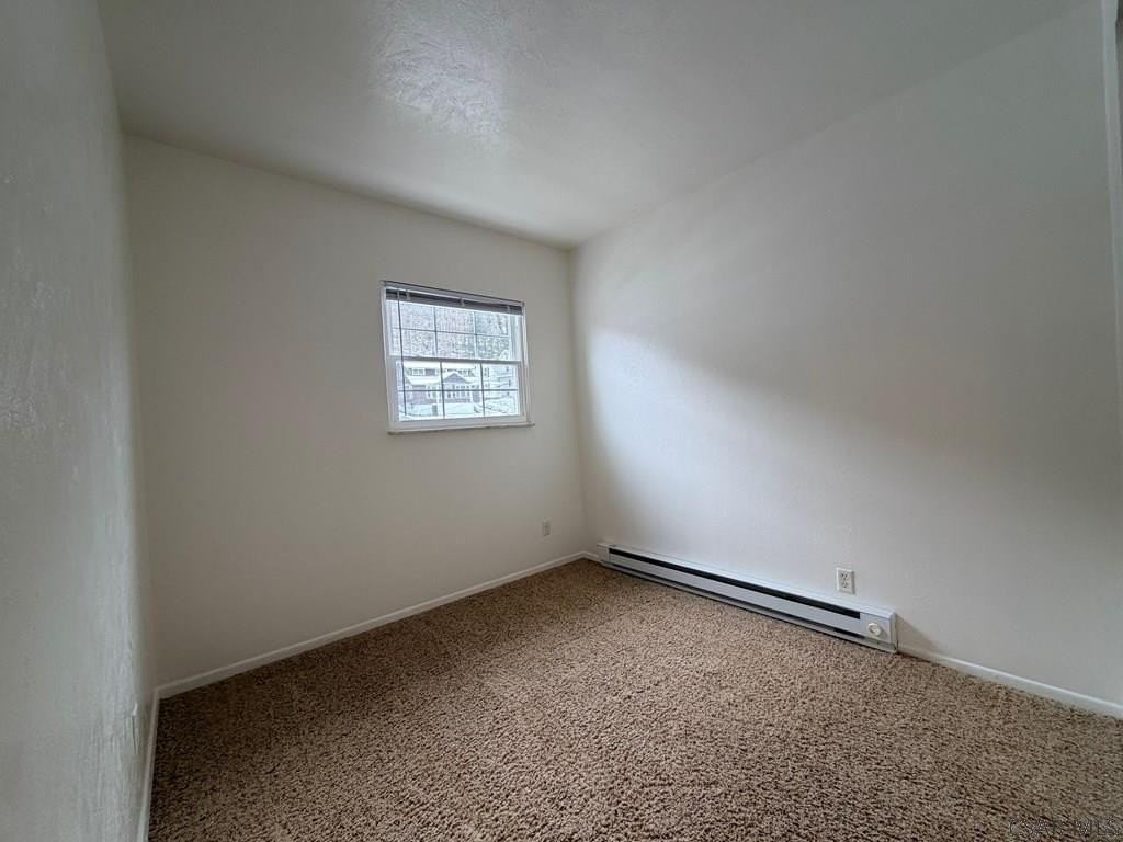 406 Southmont Blvd - Photo 5 of 17