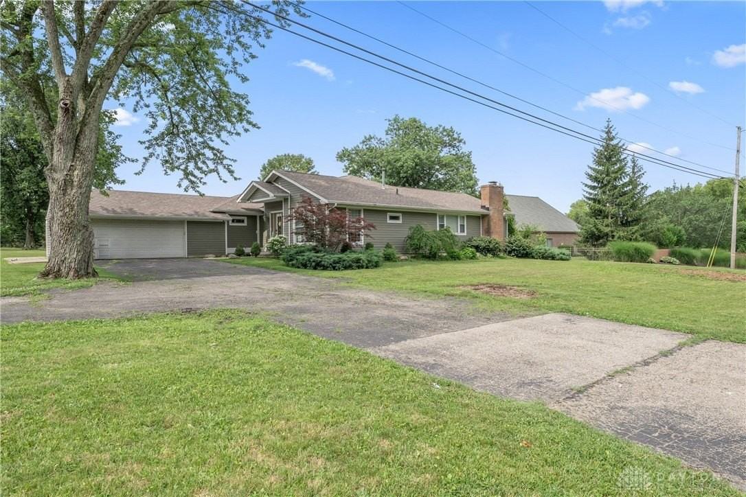 1198 W Social Row Rd - Photo 5 of 43