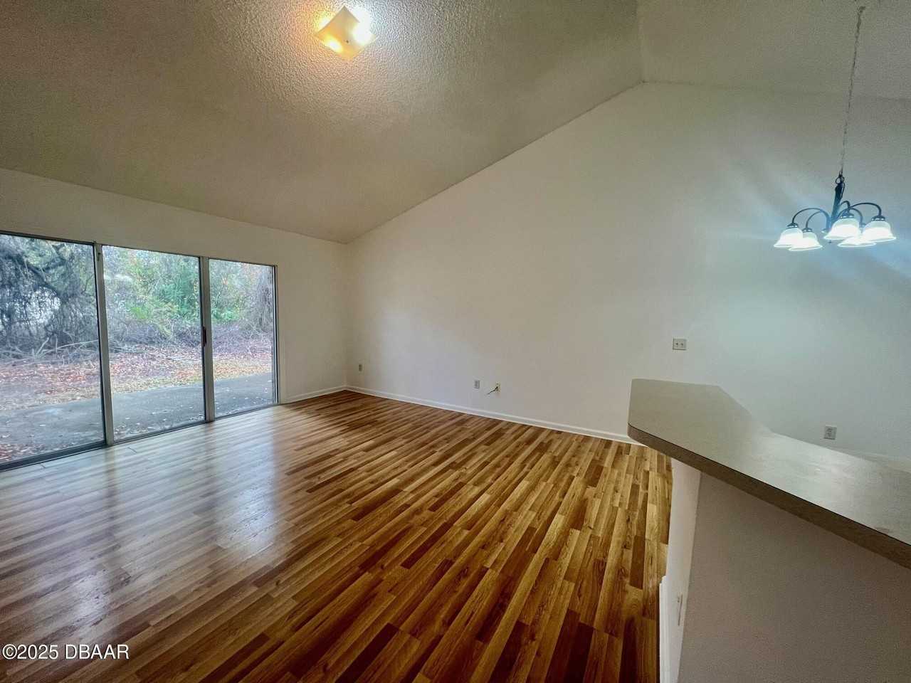 11 Plainview Drive #A - Photo 7 of 27