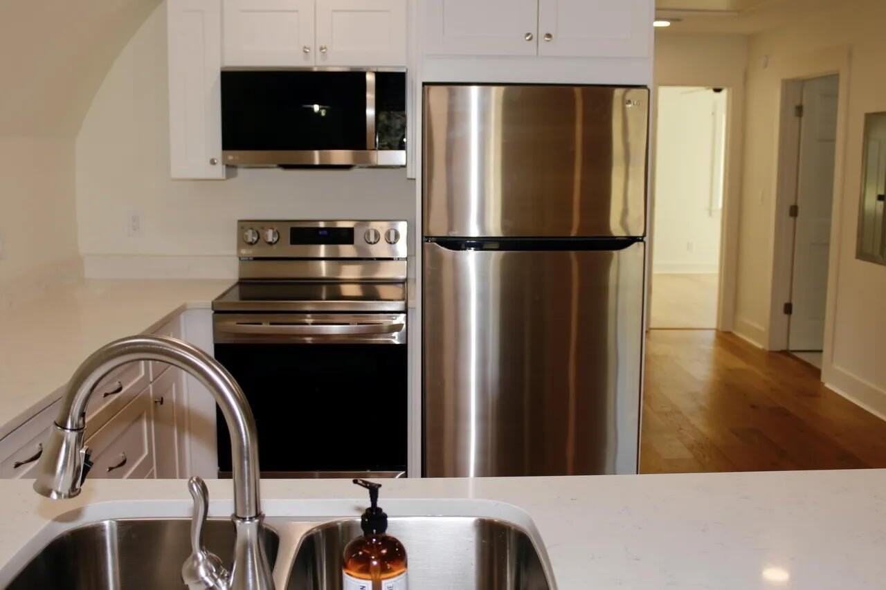 54 Davis St - Photo 5 of 14