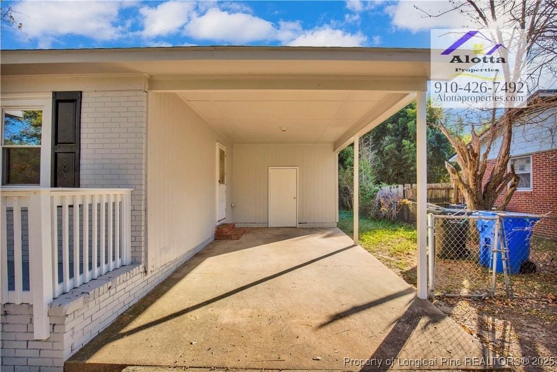 6561 Stillwater Dr - Photo 3 of 25