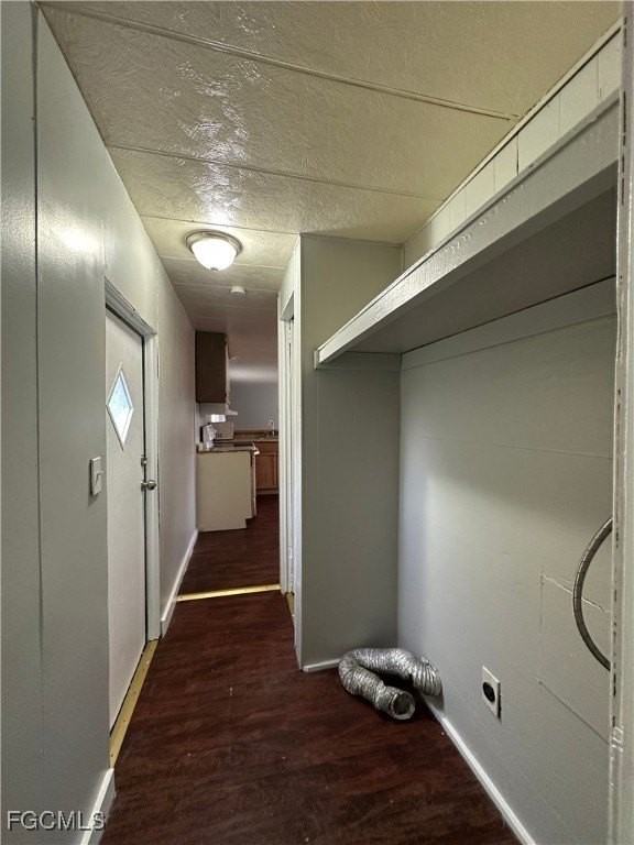 7886 Breeze Dr - Photo 5 of 10