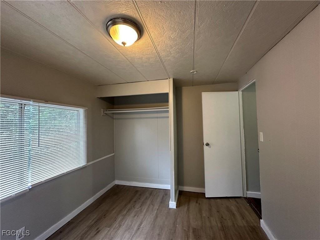 7886 Breeze Dr - Photo 7 of 10