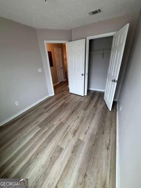 150 Blake Ave - Photo 3 of 12