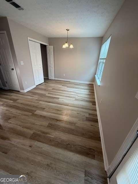 150 Blake Ave - Photo 4 of 12