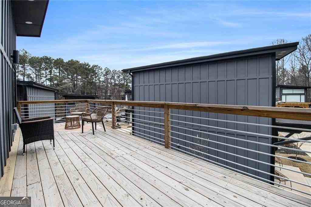 3120 Godby Rd - Photo 2 of 8