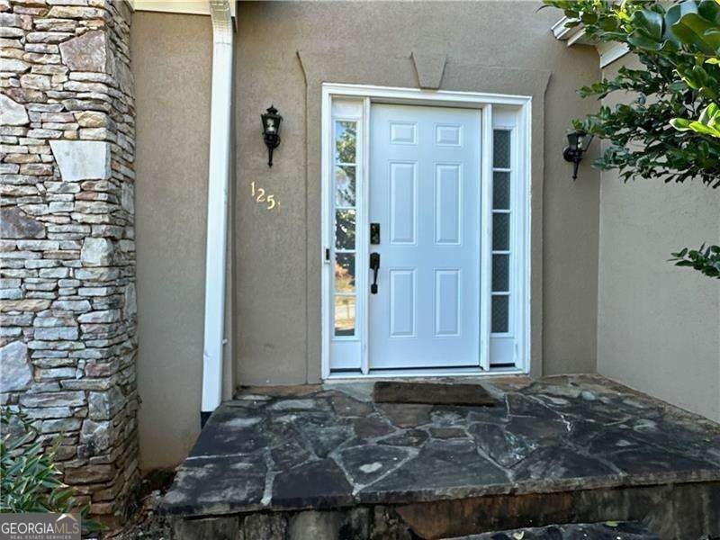 1251 Green Oak Cir - Photo 2 of 32