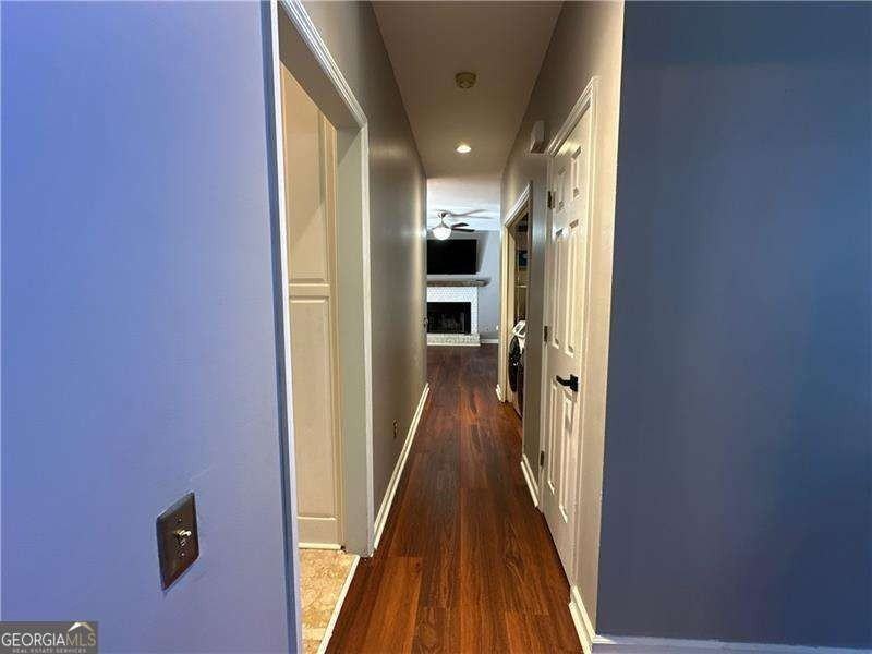 1251 Green Oak Cir - Photo 7 of 32