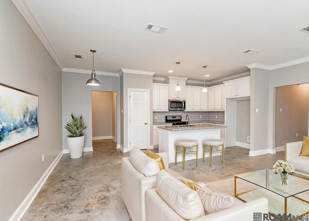 12603 Parliament Cir - Photo 3 of 7