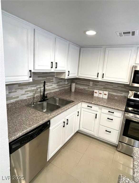 5260 Indian River Drive #249 - Photo 3 of 23