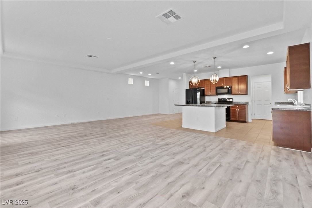 9827 Marietta Cellars Ct - Photo 4 of 27