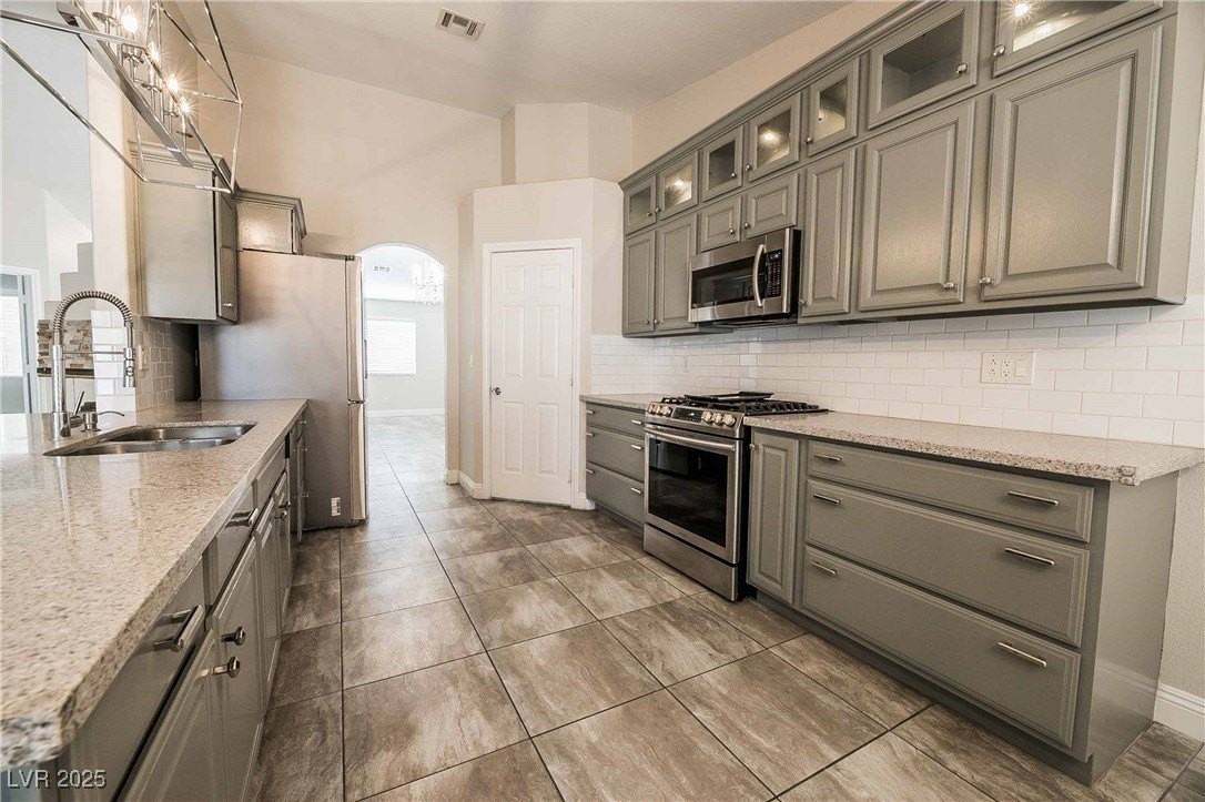 6324 Hill Haven Ave - Photo 7 of 22