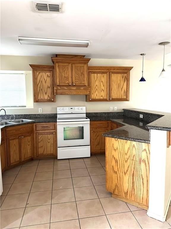 Wyndham Ave - Photo 3 of 10