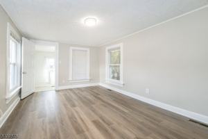 featured image of 16 Front St