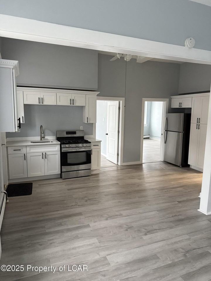 717 Mill Street - Photo 2 of 9