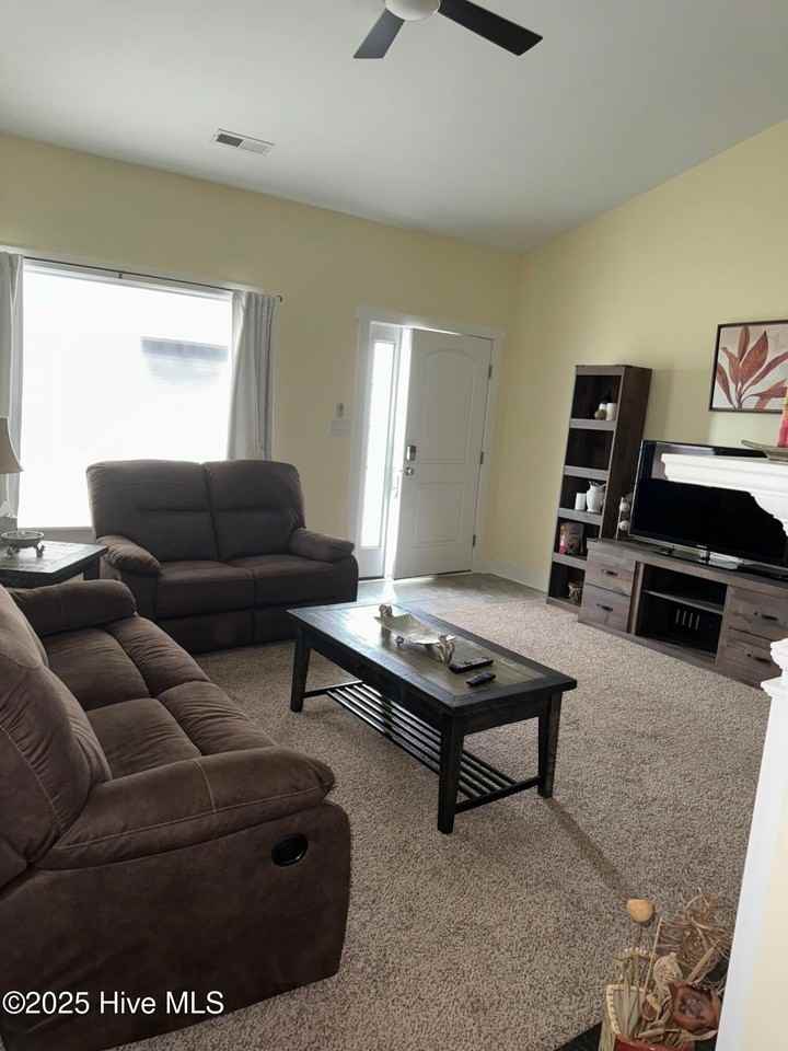 2132a Zemington Court #A - Photo 3 of 13