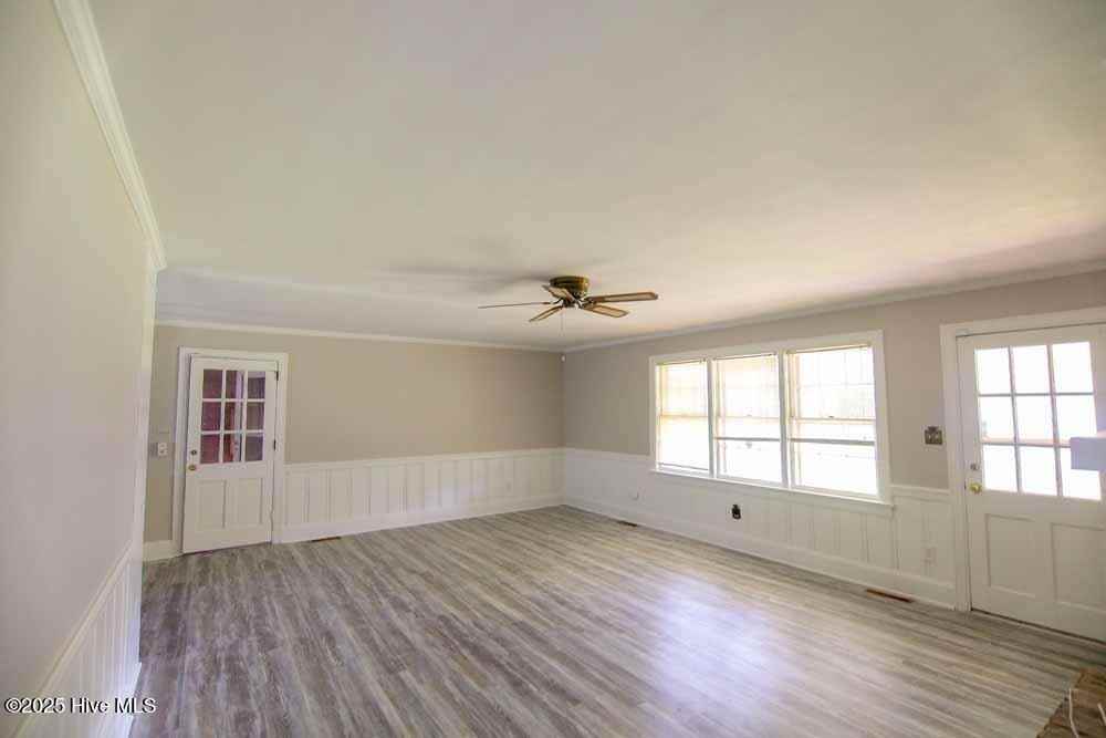 111 Camellia Lane - Photo 4 of 23