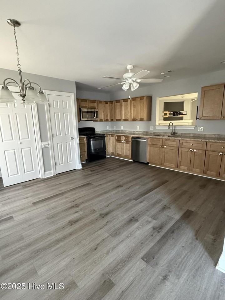 4024 Lucerne Court #A - Photo 2 of 4